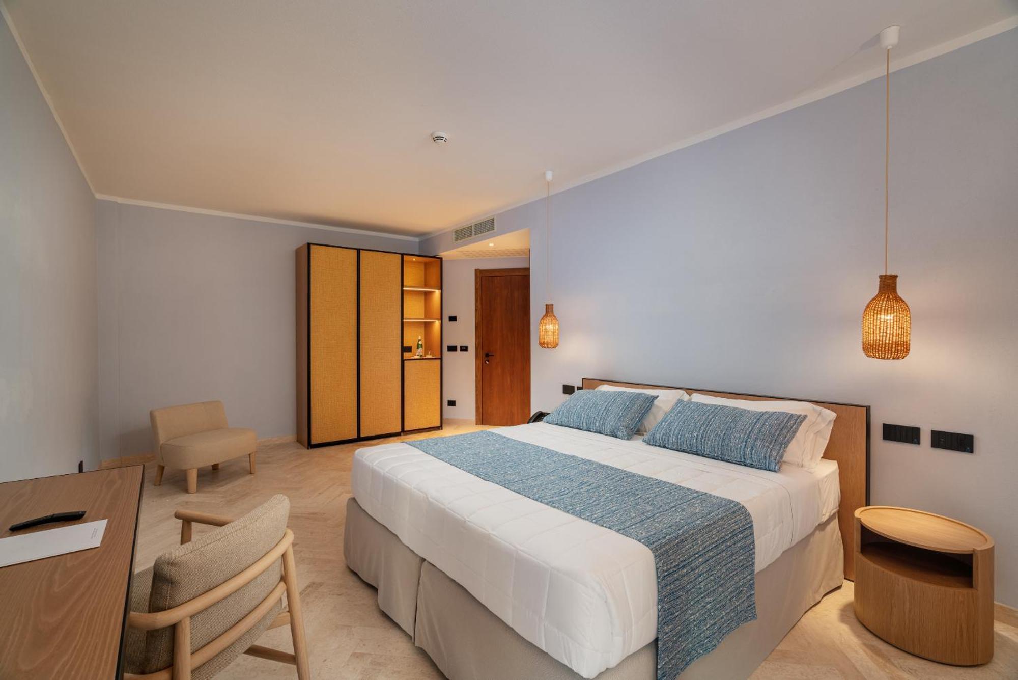 Sestante Hotel 4*